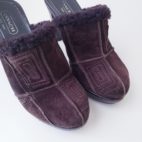 Vintage Coach Brown Suede Leather Mules - Picture 15 of 15